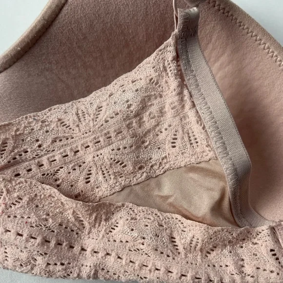 💥3/$13.00💥B.temp’t by Wacoal’s Bra 36B Bundle / Buy 3 items for $13.00 only - Picture 3 of 3